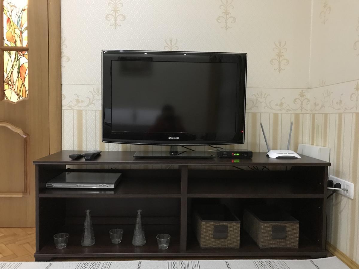 Large Apartment In The City Center Muncaci Exterior foto
